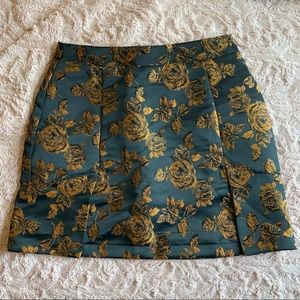 Embroidered mini skirt